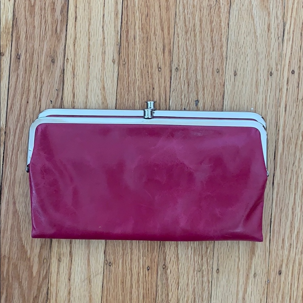 Hobo International Wallet fuchsia leather